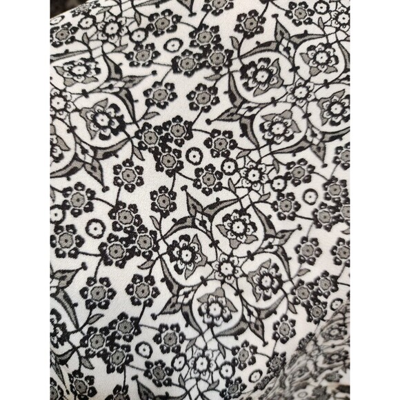 Max Studio Womens Large Black Open Cardigan Floral Mandala Oriental Cover Up - Picture 6 of 14